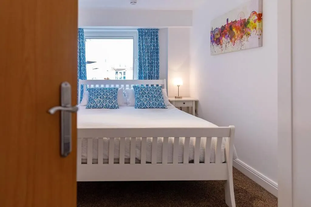 Stunning Central Space In The City 2Br 2Ba Sheffield 0*,  Storbritannien